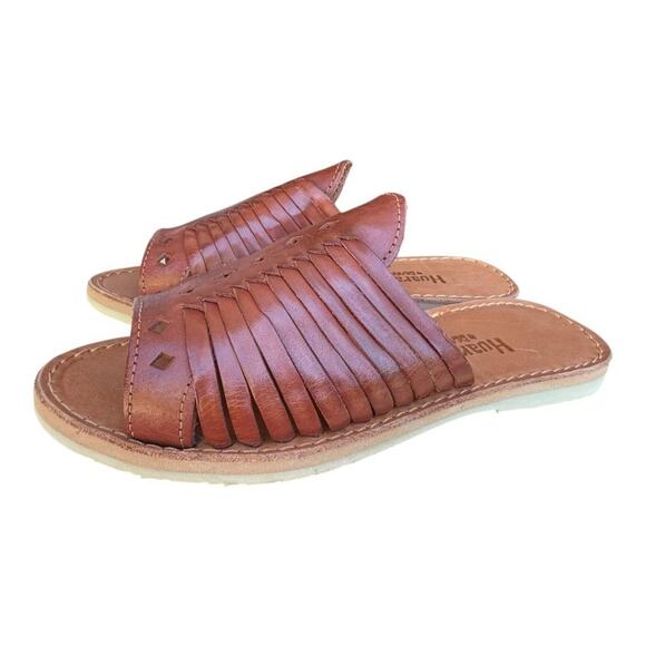 Huaraches by BearPaw Leather Slide Sandal Women size 7 NEW - Picture 1 of 6